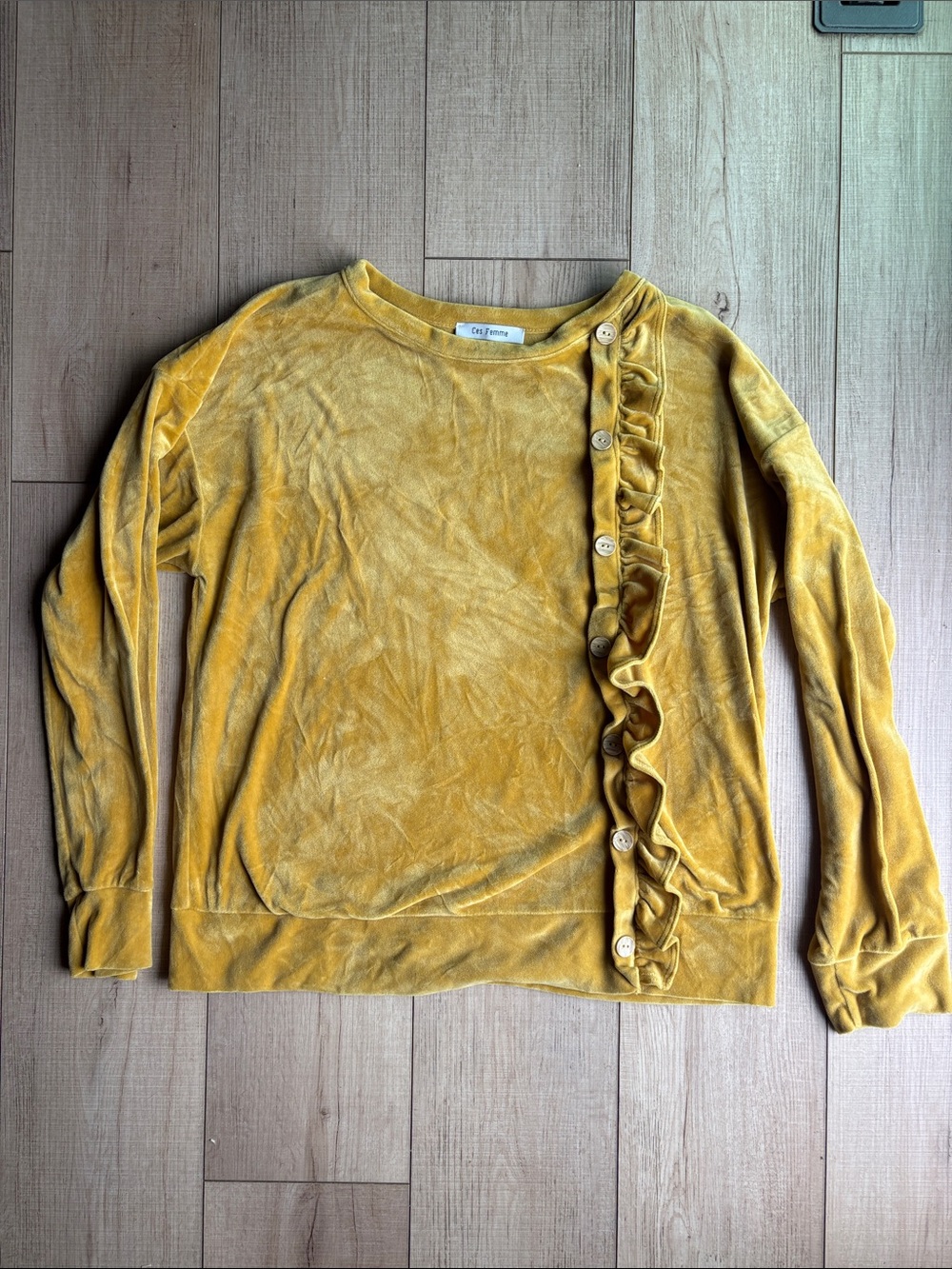 Ces Femme Mustard Yellow Crushed Velvet Ruffle Button-Front Blouse Large